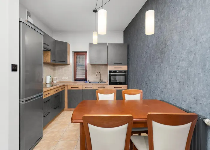 Cracow Vistula Harmony By Bookinghost *